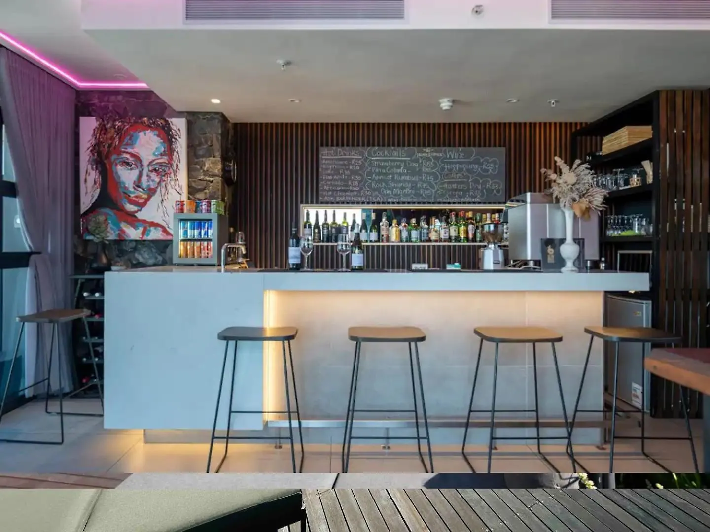 Apartment 2505 Studio In Central Cape Town, Wi-Fi, Pool, Free Parking South Africa